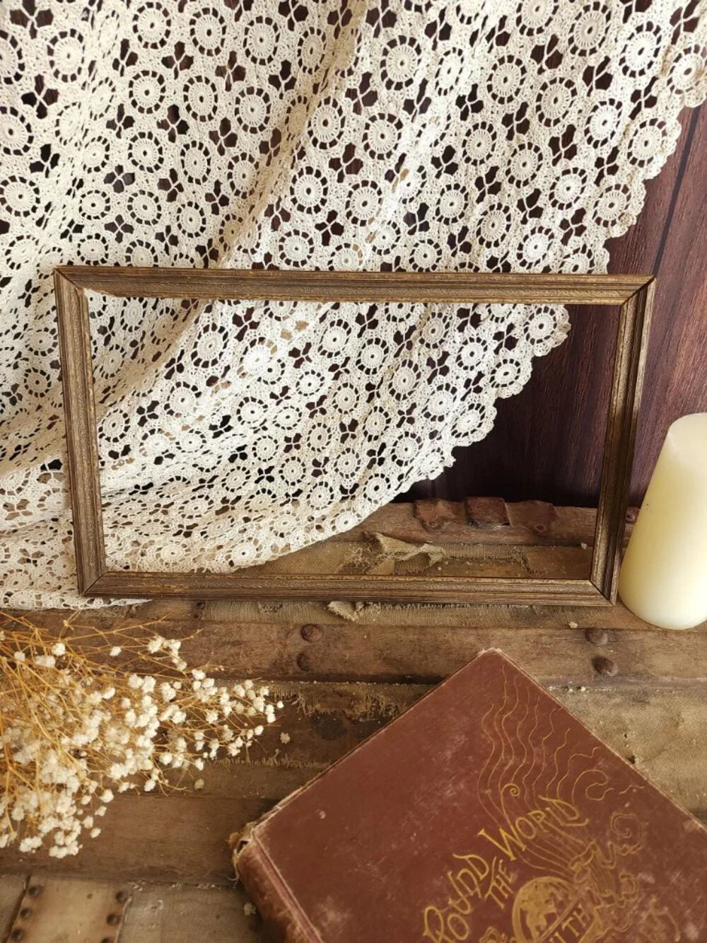 Vintage 1930s Frame, Wood with Faux Grain Rustic Wal Decor, 10x16 Inch